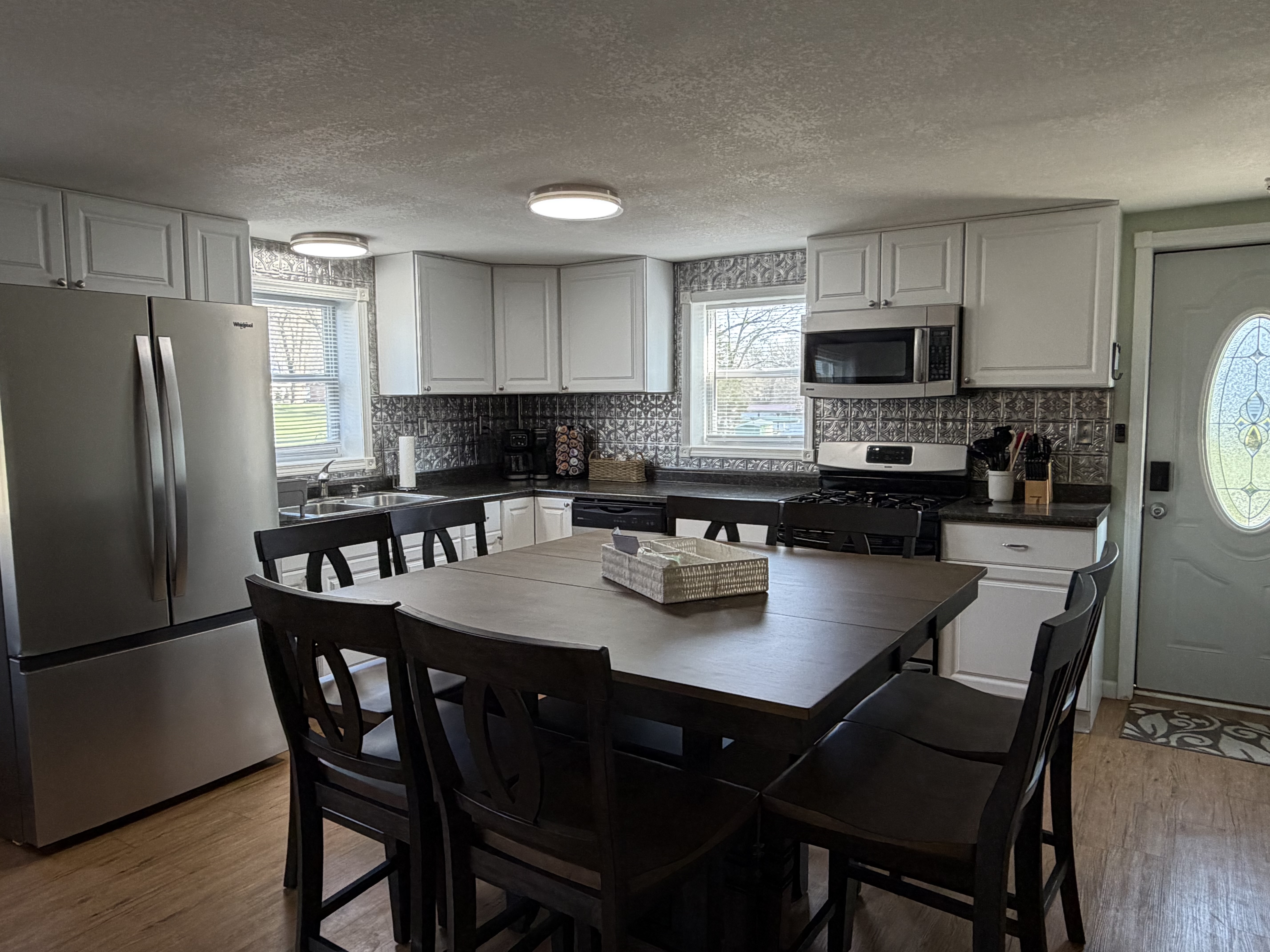 Lake Mattoon Hideaway – kitchen